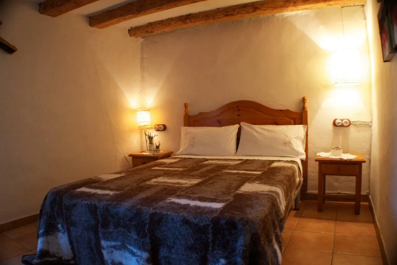 Casa rural Hostal Poble Rural Puig Arnau - Pubilló Odèn